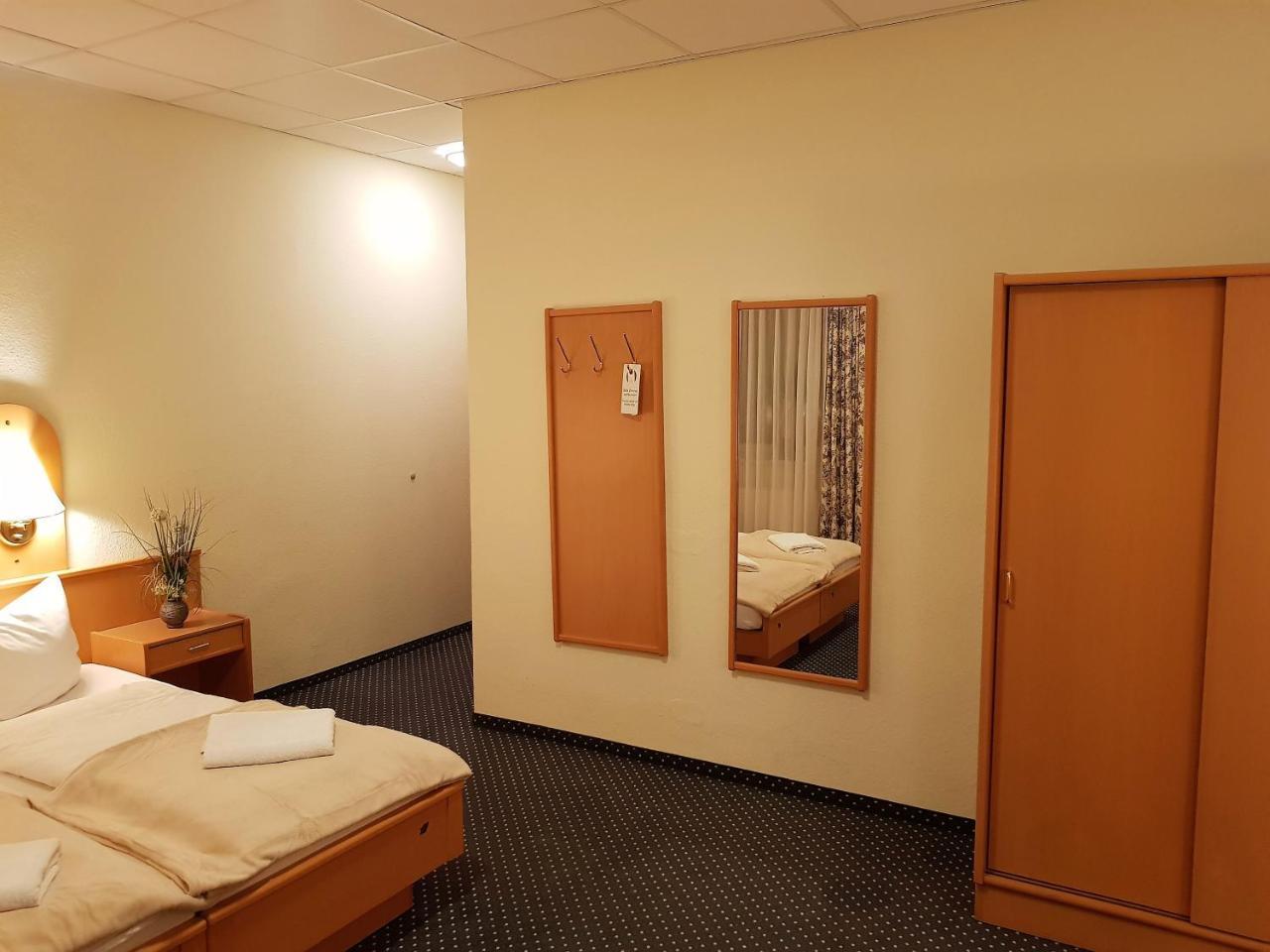 Hotel Altberesinchen Frankfurt nad Odrą Zewnętrze zdjęcie
