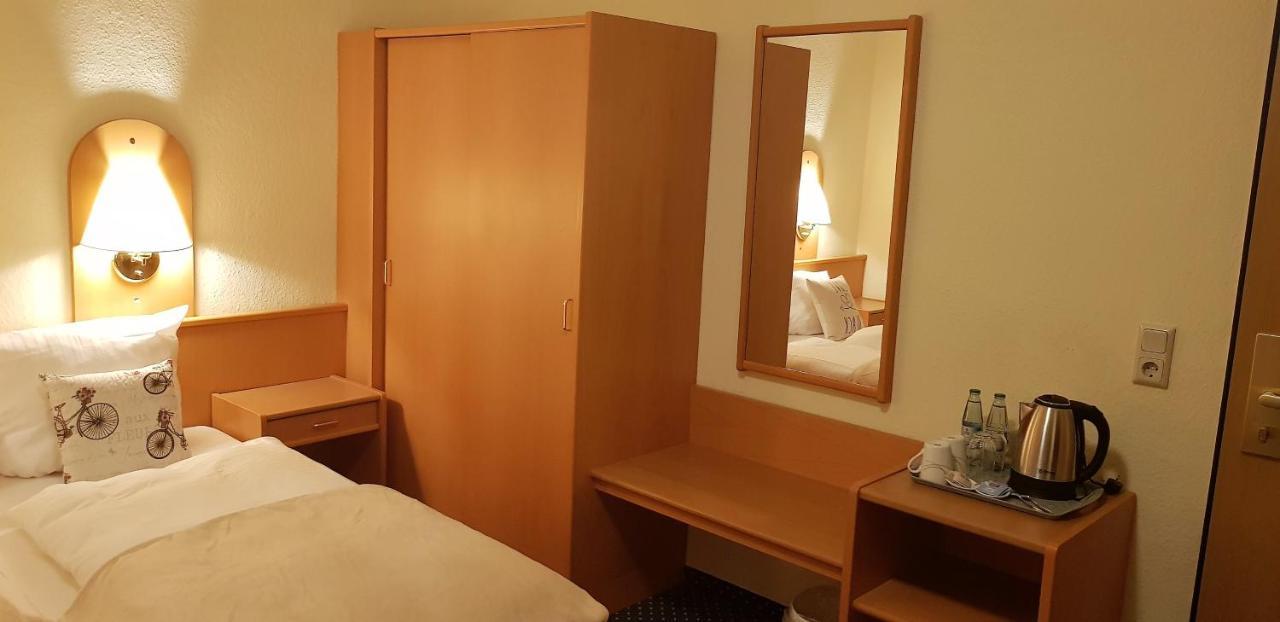 Hotel Altberesinchen Frankfurt nad Odrą Zewnętrze zdjęcie