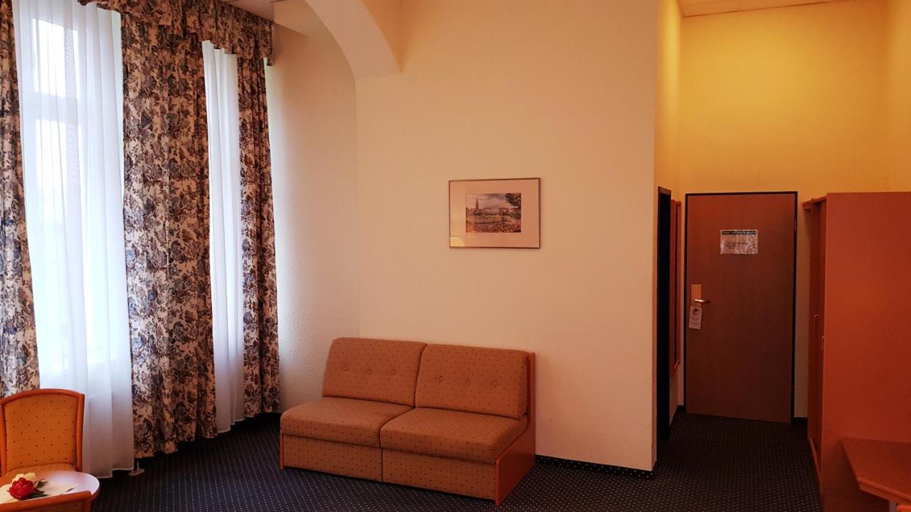 Hotel Altberesinchen Frankfurt nad Odrą Zewnętrze zdjęcie