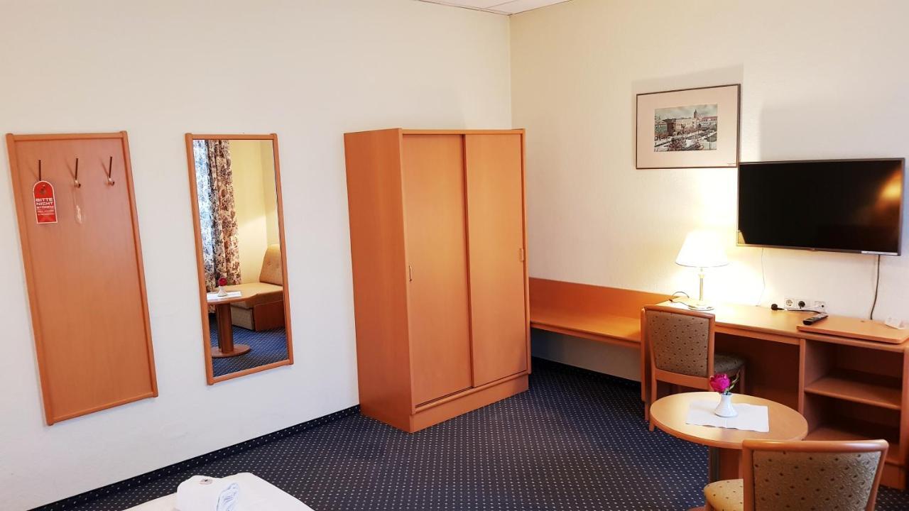 Hotel Altberesinchen Frankfurt nad Odrą Zewnętrze zdjęcie