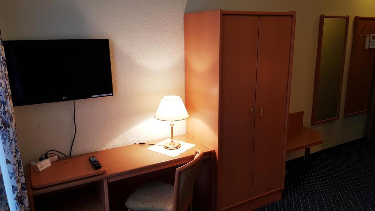 Hotel Altberesinchen Frankfurt nad Odrą Zewnętrze zdjęcie
